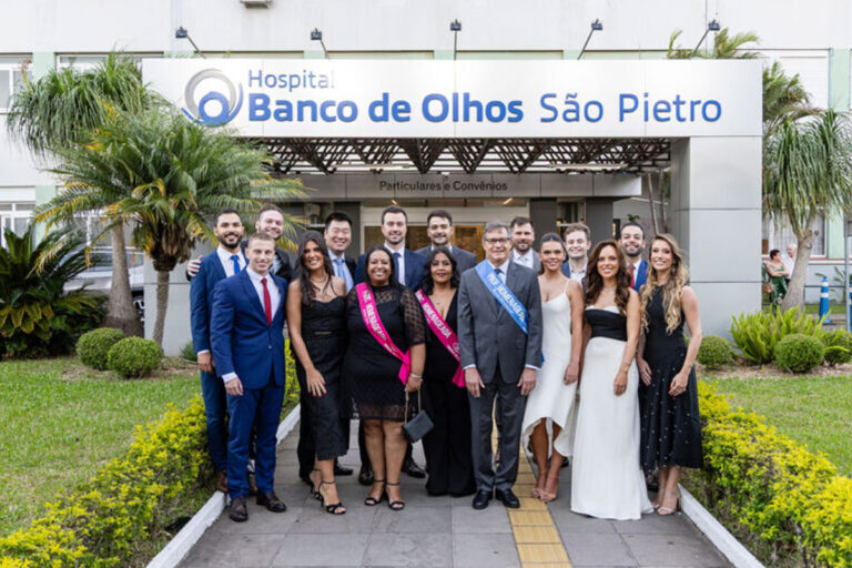 Formatura dos residentes e fellows em Oftalmologia do Grupo São Pietro